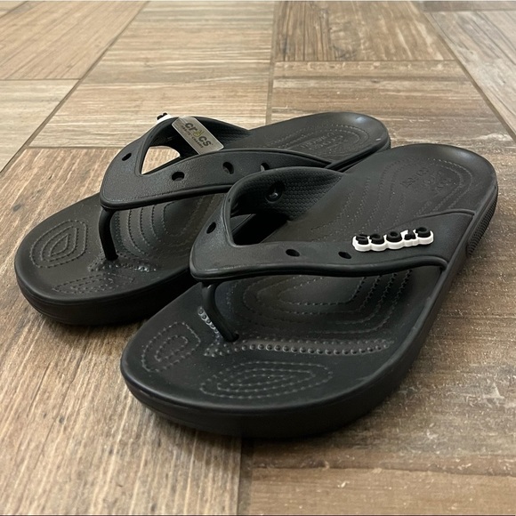 Men’s New crocs classic flip flops size 11 - Picture 2 of 6
